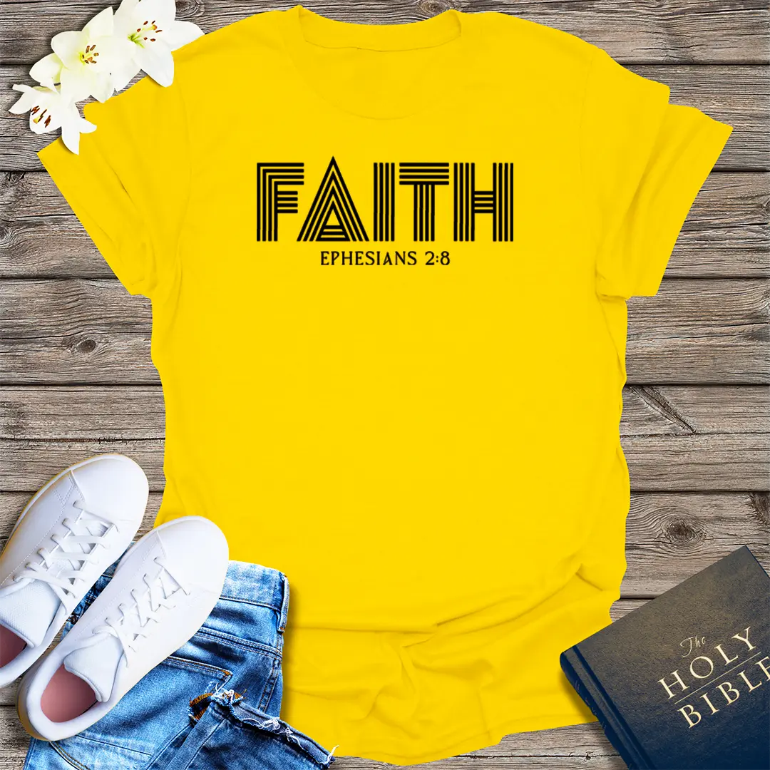 Jesus Is King T-Shirt - Daisy