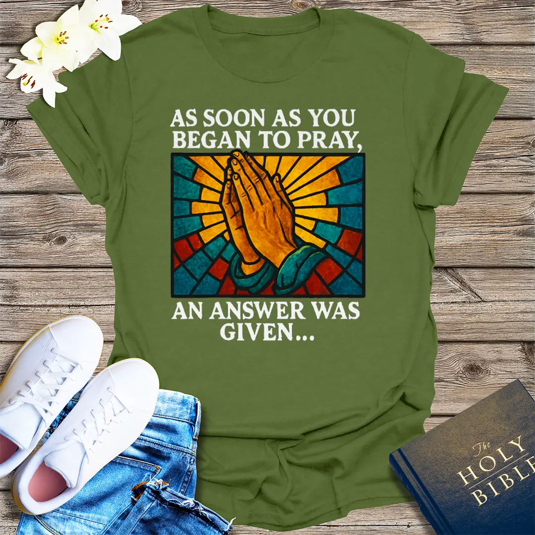 Praying Hands Answered Prayer T-Shirt - Military Green