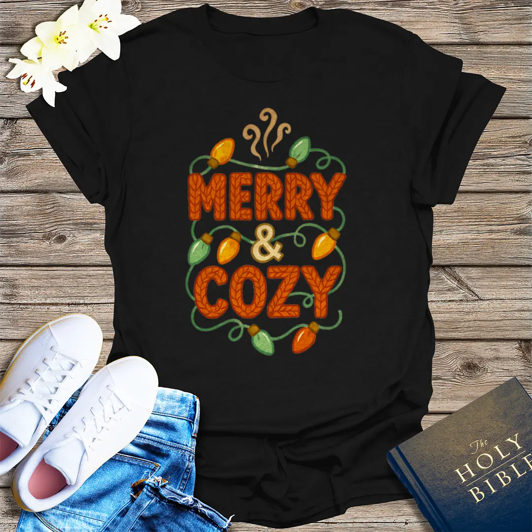 Merry & Cozy T-Shirt - Black