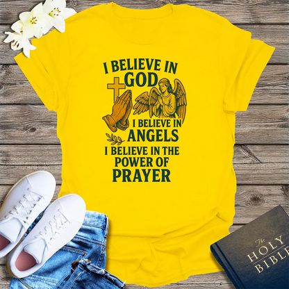 Faith in Prayer T-Shirt - Daisy