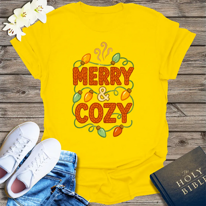 Merry & Cozy T-Shirt - Daisy