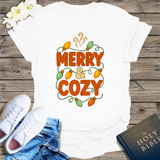 Merry & Cozy T-Shirt - White