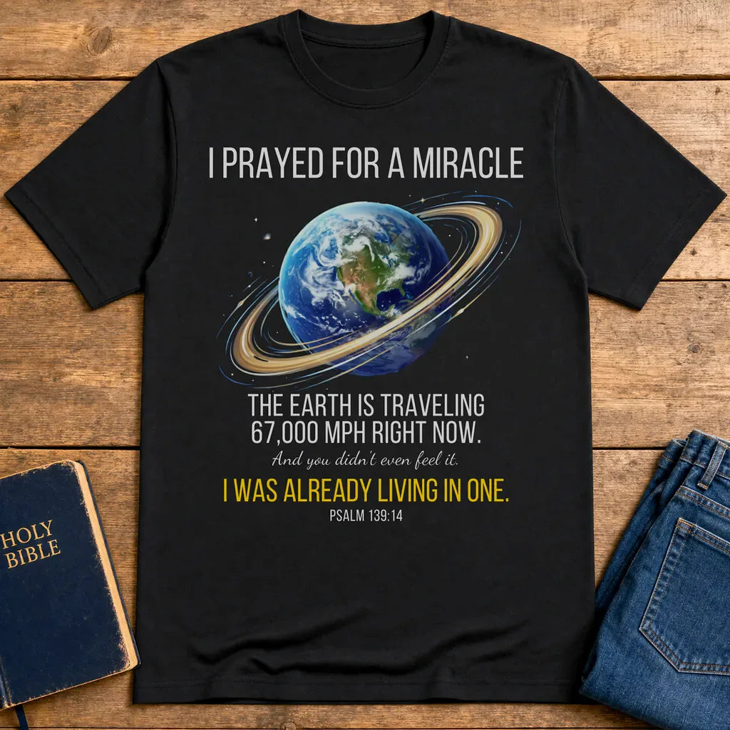 Living in a Ringed World T-Shirt - Black
