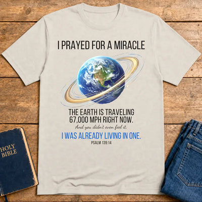 Living in a Ringed World T-Shirt - Ice Grey