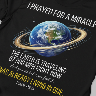 Living in a Ringed World T-Shirt__detail