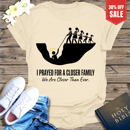 Closer Family Prayer T-Shirt_triple_model