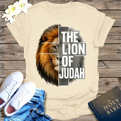 The Lion of Judah T-Shirt_dual_model_life